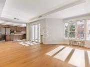 Moderno a Estrenar en Paseo Pintor Rosales