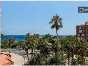 Moderno apartamento amueblado con vista al campo de...