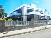 Moderno Apartamento con Jardín en Miengo, Cantabria