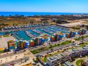 Moderno Apartamento de 1 Quarto com Vista Mar em...