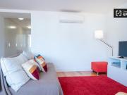 Moderno apartamento de 1 quarto para alugar em Principe...