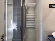 Moderno apartamento de 2 dormitorios con balcón en...