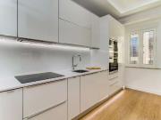 Moderno apartamento de 2 quartos para alugar em Lisboa