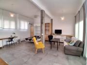 Moderno Apartamento en Alquiler en calle Beethoven, Sevilla