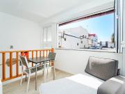 Apartamento moderno en la costa con licencia de alquiler...