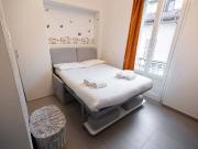 Moderno Appartamento a 2 minuti dalla Metro