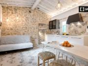 Moderno appartamento con 2 camere da letto in affitto a...