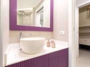 Moderno appartamento con due camere da letto a Milano