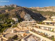 Moderno ático de 2 dormitorios con vistas panorámicas al...