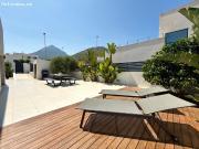 MODERNO CHALET ADOSADO EN POLOP, ZONA LA ALBERCA