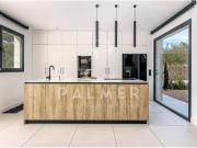 Moderno chalet con vistas al mar en Puig de Ros