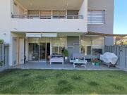 Moderno Departamento con Jardín Propio!