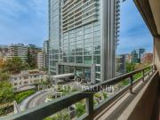 Moderno departamento con luz natural en el corazón de El...