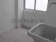 Moderno departamento de playa con terraza y piscina –...