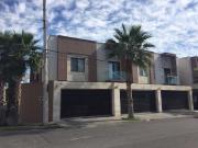 Moderno departamento ejecutivo amueblado con servicio...