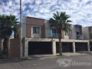 Moderno departamento ejecutivo amueblado con servicio...