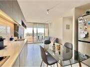 Moderno Departamento Metro Príncipe de Gales