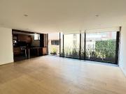 Moderno dpto de 2 habitaciones en edf de reciente...