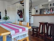 Moderno Dpto Duplex en Victoria: Amplitud y diseño