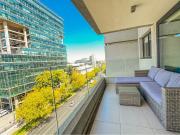 Moderno Dpto Estilo Mariposa en Providencia