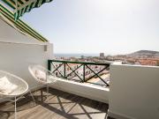 Moderno dúplex con vistas al mar en Los Cristianos