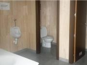 Moderno Edificio de Oficinas y Local Comercial en...