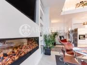 Moderno, elegante e luminoso appartamento open space di...