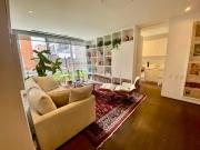 Moderno espectacular chico Moderno espectacular chico