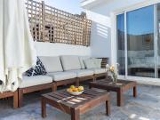 Moderno estudio con terraza privada de 25 m² en pleno...