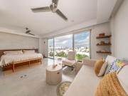 Moderno Estudio en Venta en Quintas del Carmen ? La Zona...