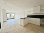 Moderno Monoambiente en Piso Alto y una Excelente Vista