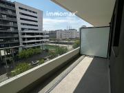 Moderno piso de obra nueva con terraza, piscina y...