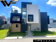 MODERNO SOBRADO COM 03 DORMITÓRIOS LOCALIZADO NO B