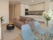 Moderno T3 com Closet, Cozinha Equipada e Luz Natural...