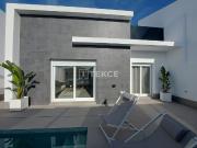 Modernos Bungalows con Piscina Privada y Parking en...