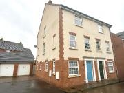 Mona Avenue, Kingsway, Gloucester GL2, 4 bed town house...