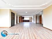 Monay Baguanchi, Departamento en Renta con Balcón