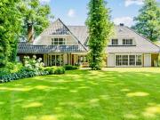 Mondäne Villa Im Französichen Stil Mit Exklusiver...