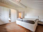 Mondsee: Geräumige Dachgeschosswohnung in ruhiger Wohnlage