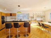 Mondsee Zentrum Exklusive 3 Zimmer Dachgeschosswohnung...