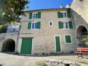 MONIEUX, PROCHE SAULT, MAISON DE VILLAGE A RENOVER, AVEC JAR