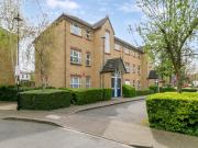 Monmouth Close, Central Chiswick, W4