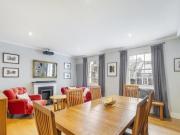 Monmouth Street, Covent Garden, 2 Bedroom Flat