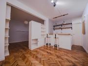 Mono en la mejor cuadra de Cañitas