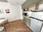 Mono equipado a mts de Libertador Nuñez