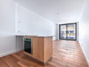 Monoambiente a estrenar, Piso 7° A, al Fte, c/balcón,...