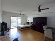 Monoambiente al contrafrente con balcón. Villa Devoto