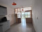 Monoambiente al contrafrente en alquiler con balcón –...