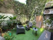 Monoambiente amplio en PB y patio. Bajas expensas