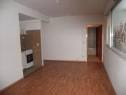 Monoambiente, cocina y horno a gas, excelente ubicación